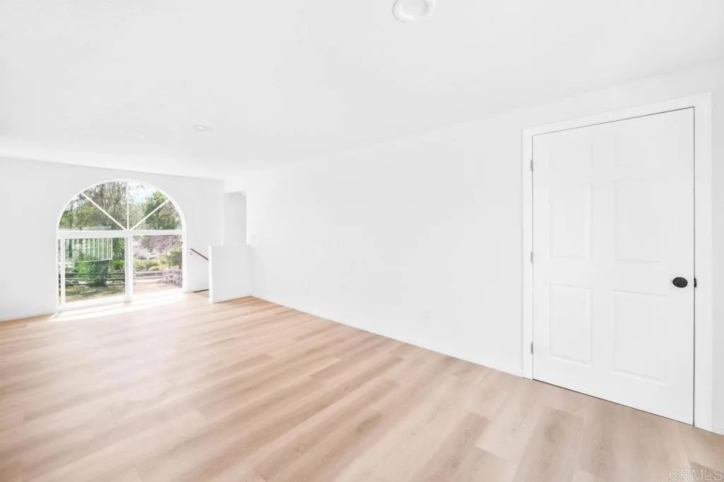 https://cdn.realtyfeed.com/cdn/127/306479834/d20b745d3c09bdb01bd5bef12d3397fc.webp