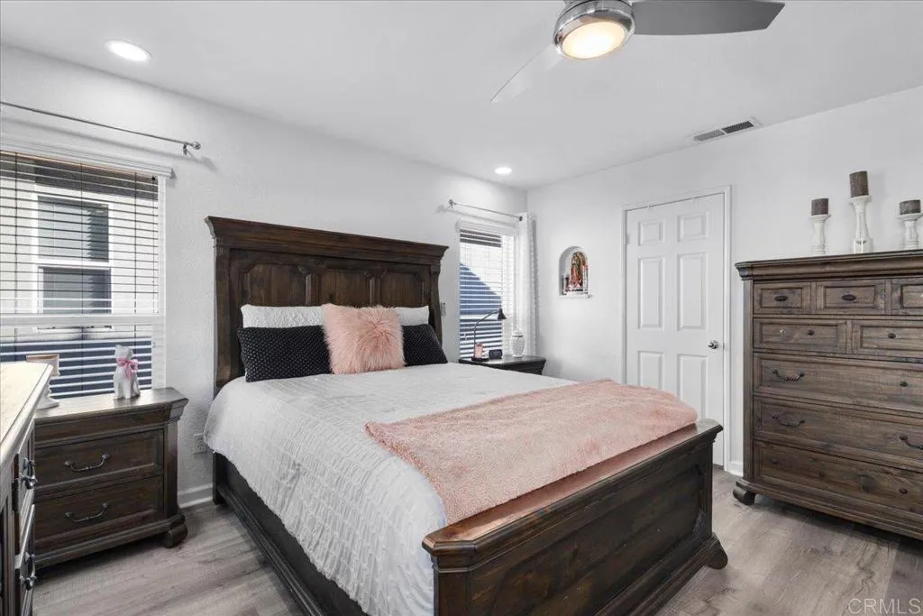 Photo #4: PTP2504871 Listing 