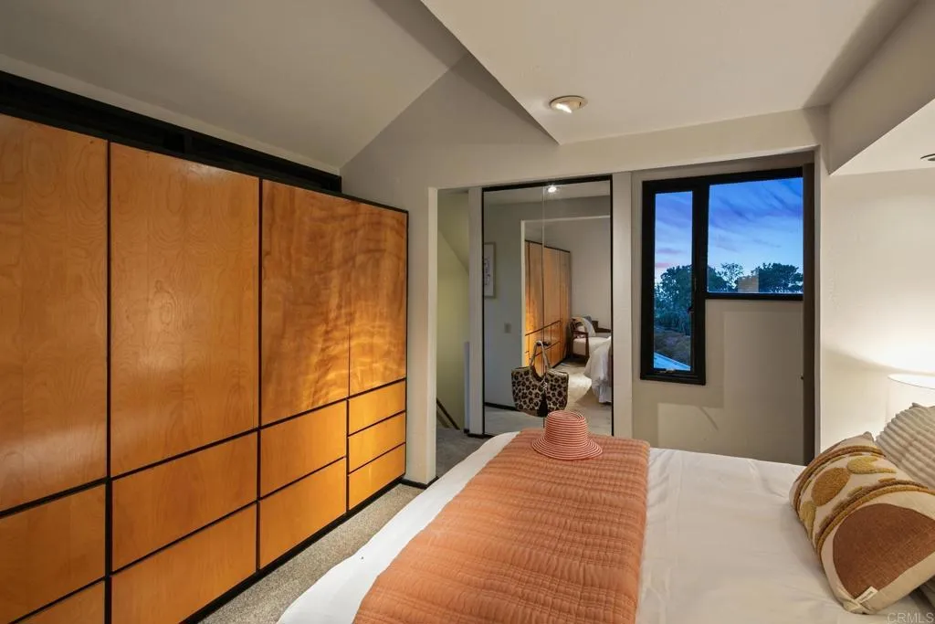https://cdn.realtyfeed.com/cdn/127/306479970/6ec2a6cddfdf14d17c62c83ccbf07434.webp