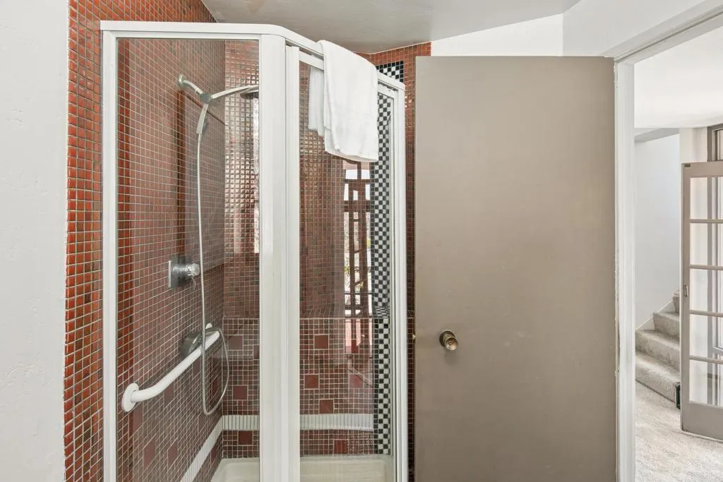 https://cdn.realtyfeed.com/cdn/127/306479970/9af6c8553b15eaa0eb24cc919663b18b.webp