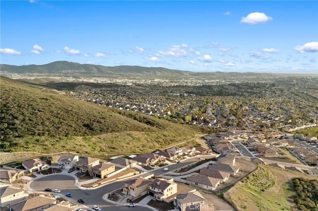 https://cdn.realtyfeed.com/cdn/127/306479998/05ce3ca1d20b04021ffc02fb5da12d3c.webp