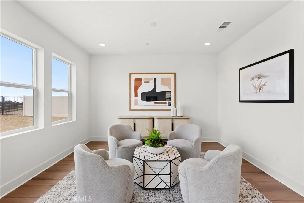 https://cdn.realtyfeed.com/cdn/127/306479998/ce5f845c8662ff9a94ce551a6fd36c3f.webp