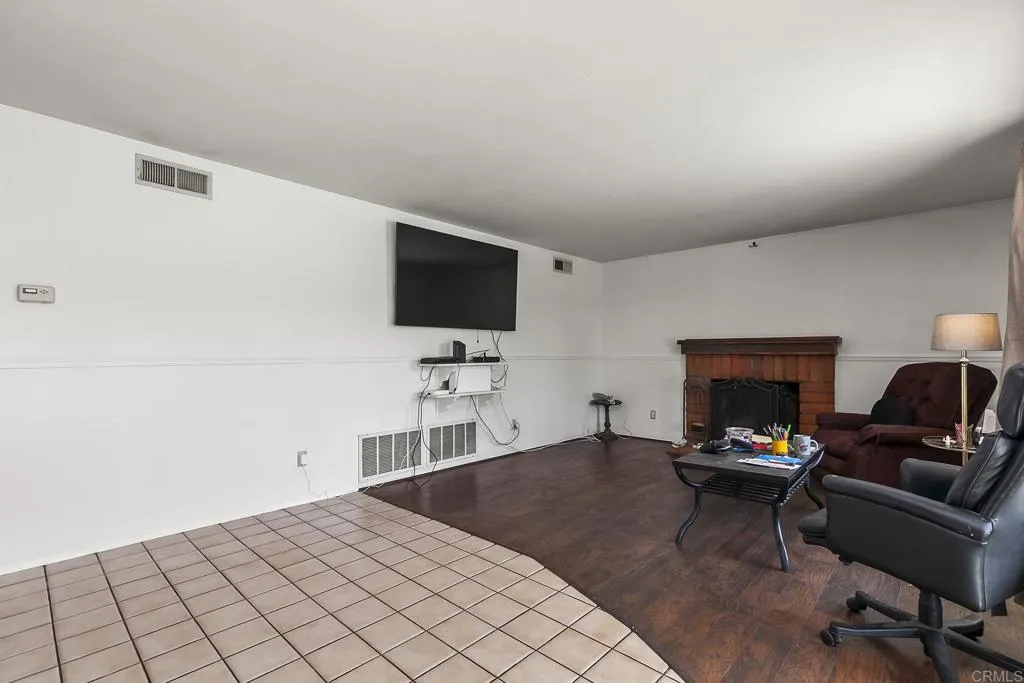https://cdn.realtyfeed.com/cdn/127/306480053/193468ae9b516051553fb5755b51db29.webp