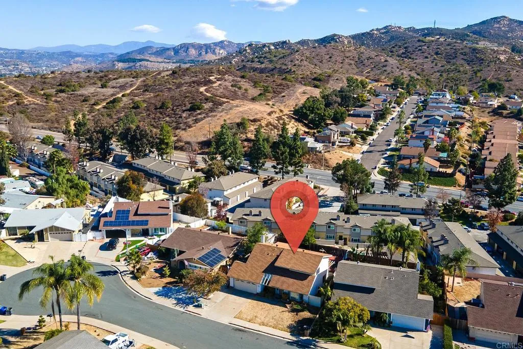 https://cdn.realtyfeed.com/cdn/127/306480053/7e56c5d6c595613df257ebe222cfd51d.webp