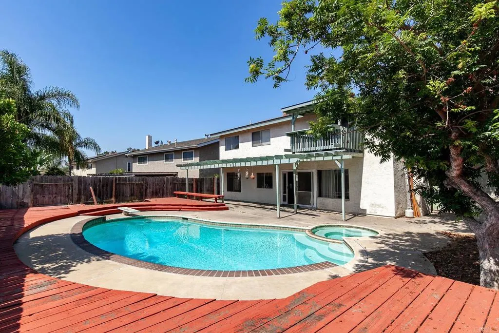 https://cdn.realtyfeed.com/cdn/127/306480053/82d9ca50c4e940755f5c62e77fe1e5ef.webp
