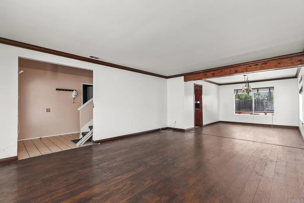 https://cdn.realtyfeed.com/cdn/127/306480053/b5a00857cbedc434d59eceac64273cc5.webp