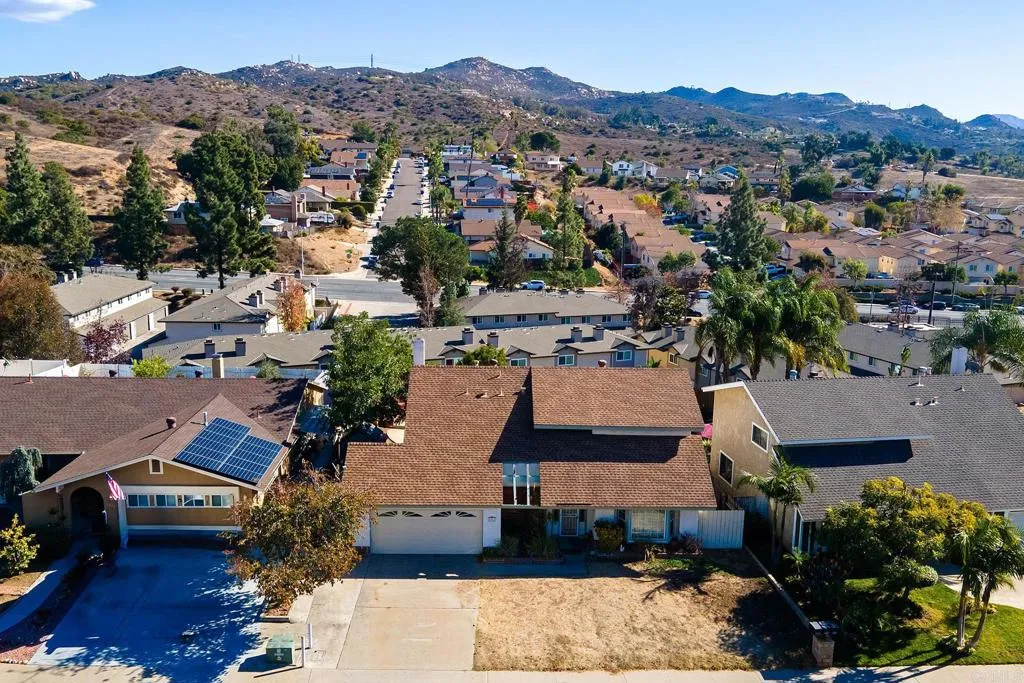 https://cdn.realtyfeed.com/cdn/127/306480053/f435fb409de14e080e3cd1ae4a62ee55.webp