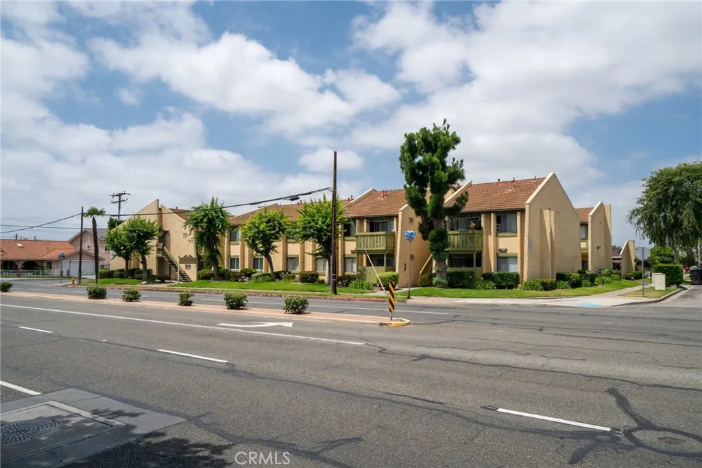 7531 Knott Avenue, Buena Park, CA 90620 - Photo 2 of 14, Buena Park, CA