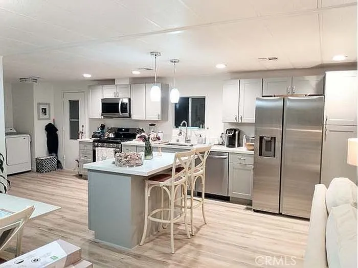 https://cdn.realtyfeed.com/cdn/127/306480133/42d311e94e47f3d94e525b97b3f3eaf0.webp