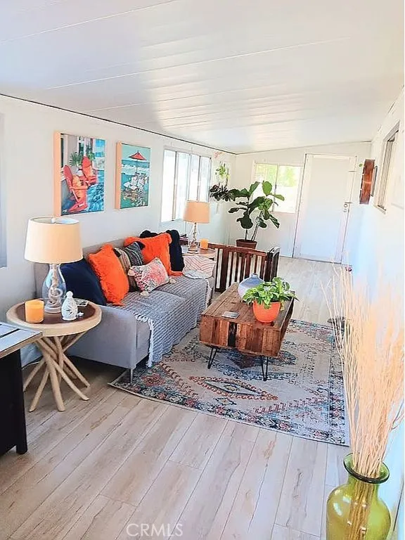 https://cdn.realtyfeed.com/cdn/127/306480133/c982f0558fd0b9b45cb5f72538a7df77.webp