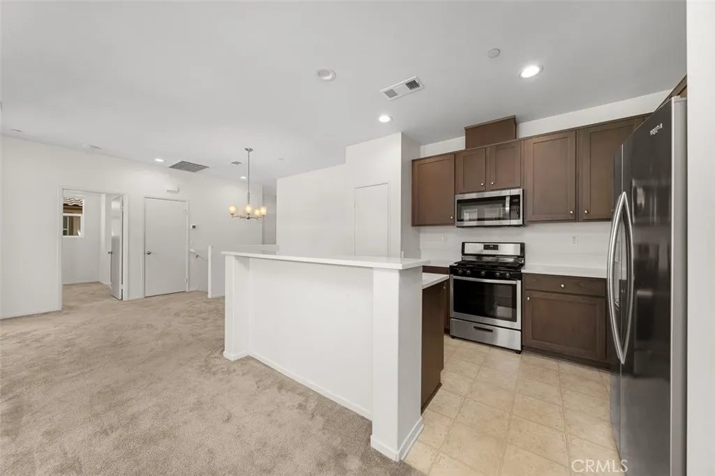 Photo #6: SW25139066 Listing 