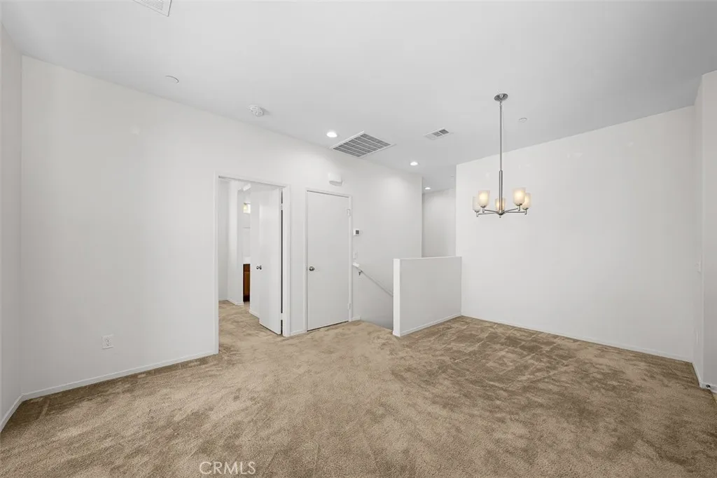 Photo #2: SW25139066 Listing 