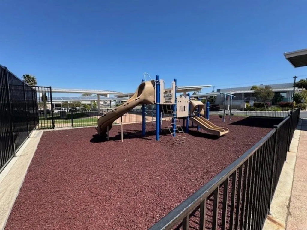 https://cdn.realtyfeed.com/cdn/127/306480214/09b14485fd378b9bd6c9500ba8912eeb.webp