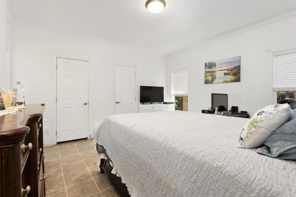 https://cdn.realtyfeed.com/cdn/127/306480214/7cfe3a676fcffedf9084059d40771aef.webp