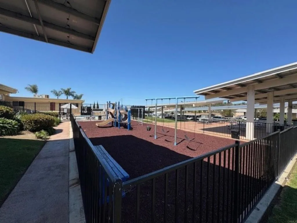 https://cdn.realtyfeed.com/cdn/127/306480214/911dc65db4343f03df60a5e03878b5ec.webp