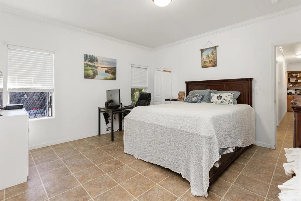 https://cdn.realtyfeed.com/cdn/127/306480214/94c333f38c4783474a0ace80554d2878.webp