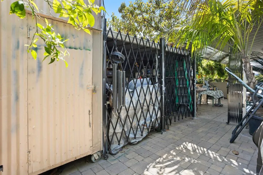https://cdn.realtyfeed.com/cdn/127/306480214/965d60aacae2a50c2ed1259f8ab74cbb.webp