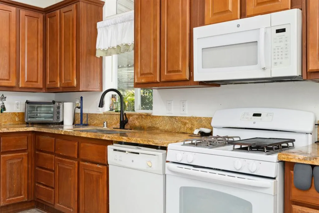 https://cdn.realtyfeed.com/cdn/127/306480214/ec1d87084a6f89113decc565c90ca152.webp