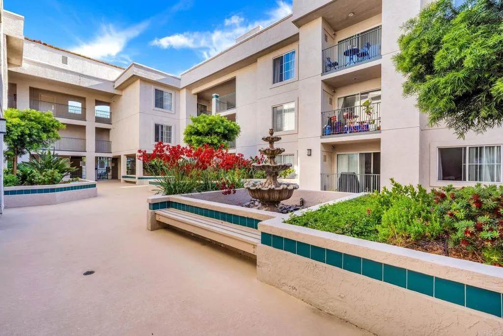 https://cdn.realtyfeed.com/cdn/127/306480235/2c5dd3e610c672aaa1e3ec0481e9f709.webp