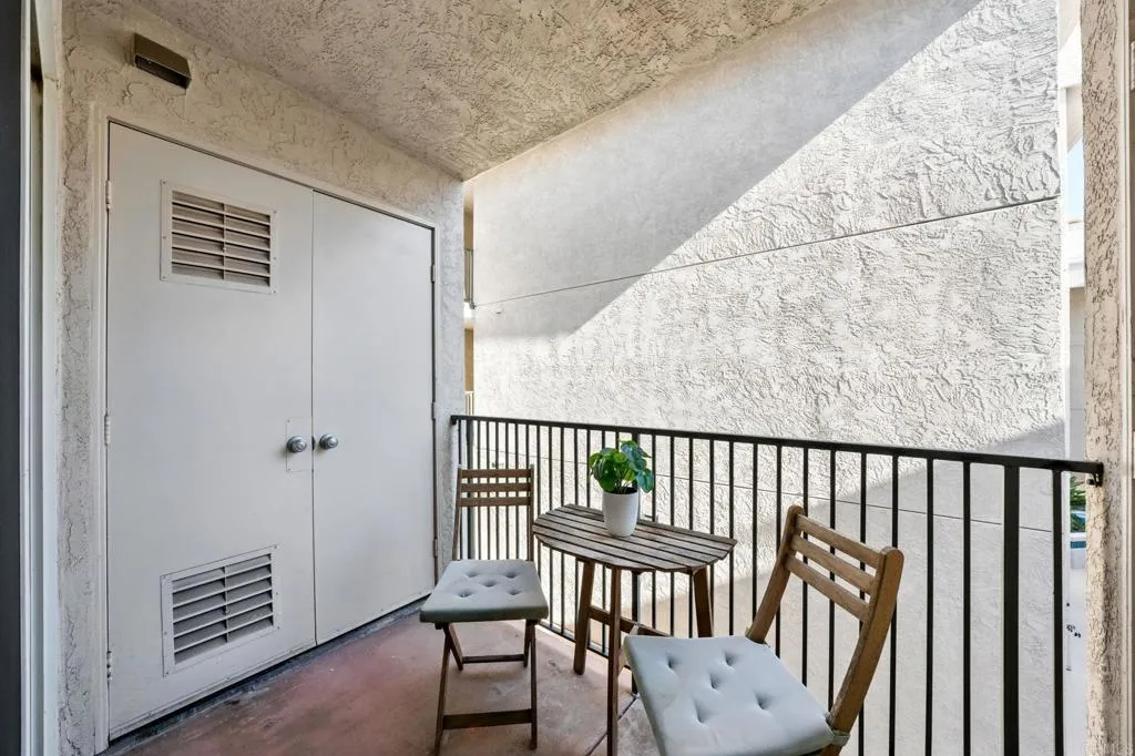 https://cdn.realtyfeed.com/cdn/127/306480235/5b7178ef29a74d9a6056dcd7a0665952.webp