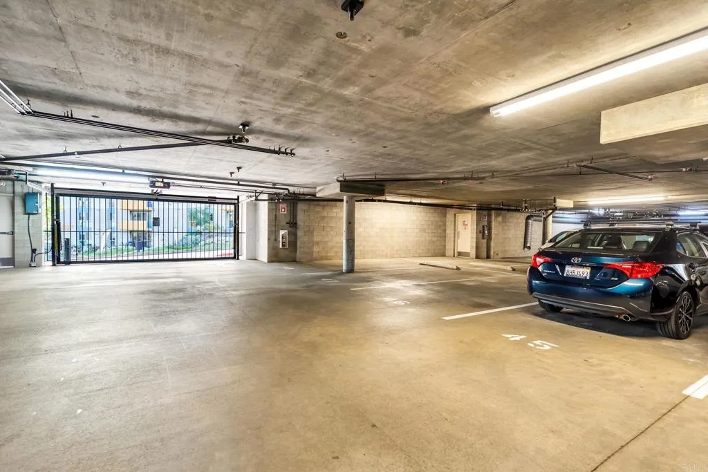 https://cdn.realtyfeed.com/cdn/127/306480235/95e44f770eced9370986b9a260690257.webp