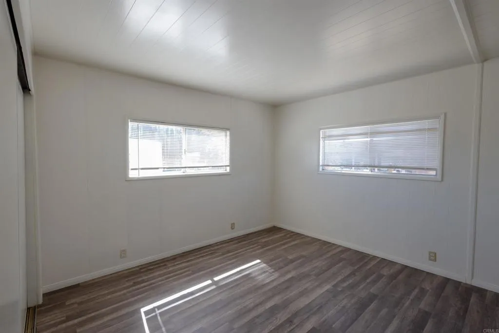 https://cdn.realtyfeed.com/cdn/127/306480276/e7e8101775c1cd6b3727a4c7eaa18627.webp