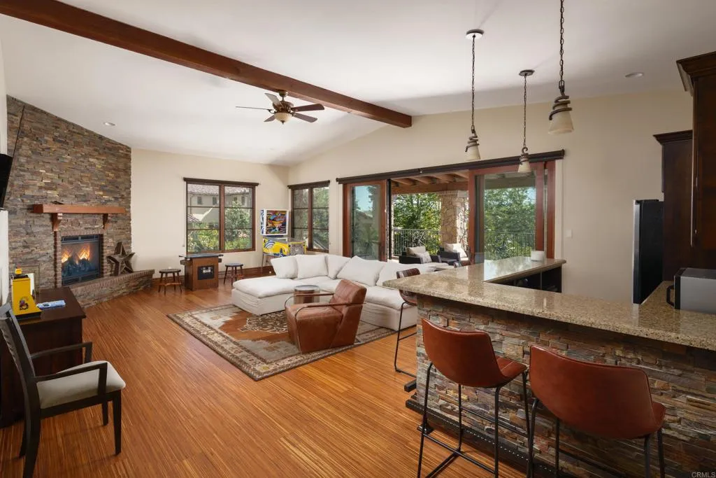 https://cdn.realtyfeed.com/cdn/127/306480313/17c6f951e6151246999b572294048b8b.webp