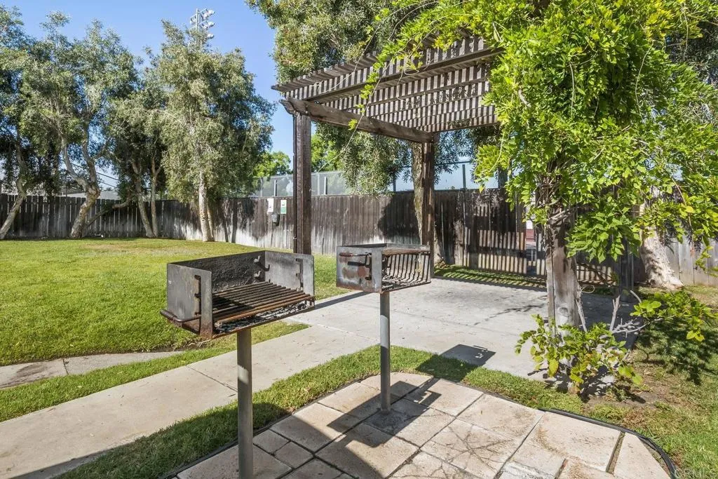https://cdn.realtyfeed.com/cdn/127/306480315/22159e1cb4fd6cf8155085a3b5ecfeac.webp