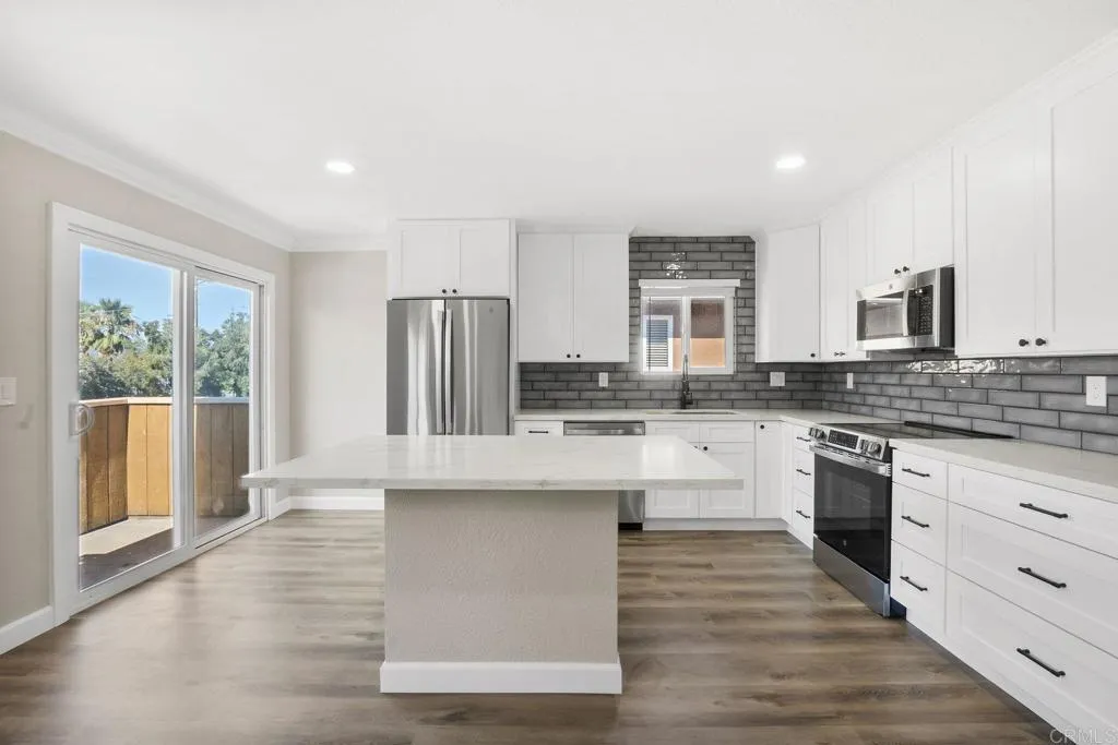 https://cdn.realtyfeed.com/cdn/127/306480315/dc55720f39d09a29aa3c6270afcb53ae.webp
