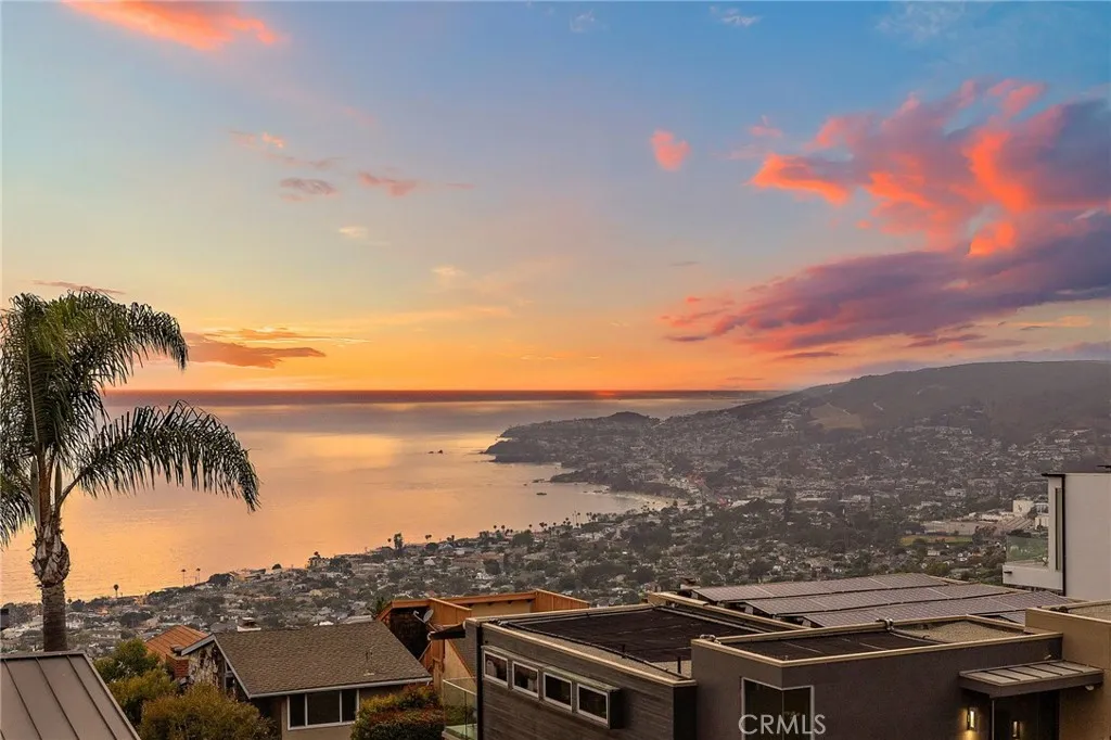 1094  Katella Street