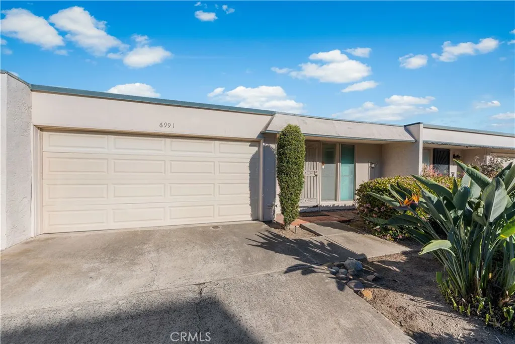 Photo #2: SR25146018 Listing 