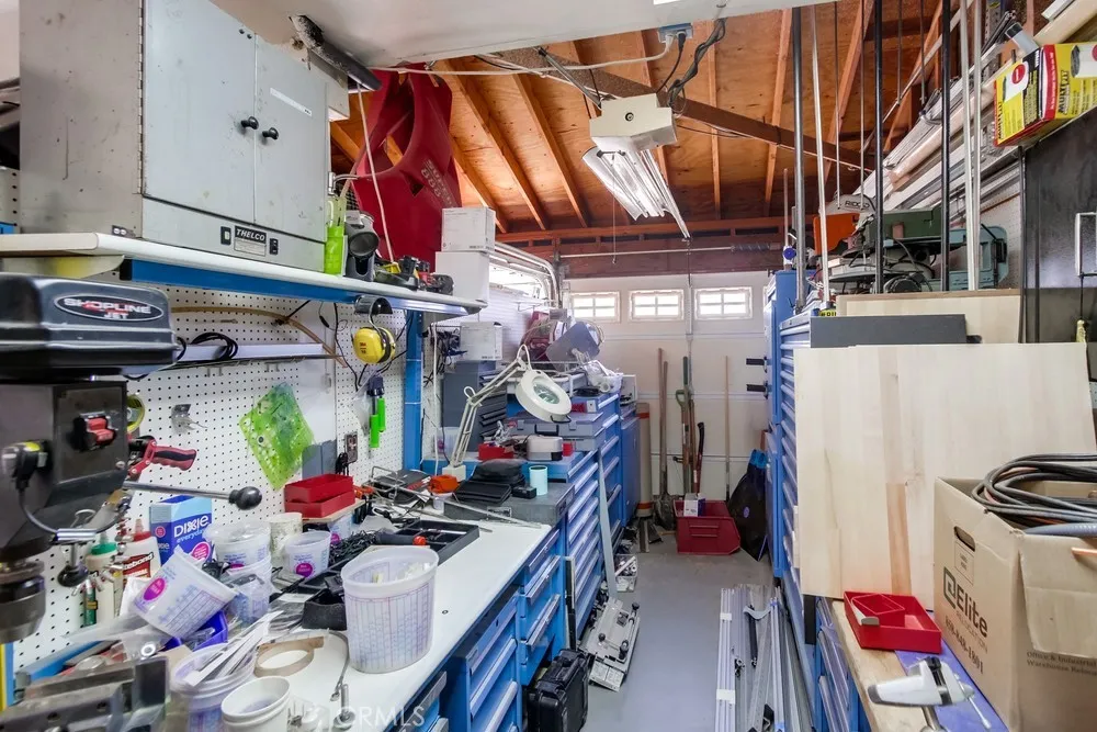 https://cdn.realtyfeed.com/cdn/127/306480398/34f2a7045c8038872b75675be494f3b2.webp