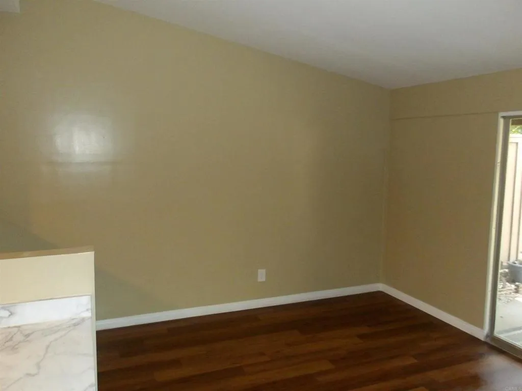 https://cdn.realtyfeed.com/cdn/127/306480481/42d2a984dd72a2cc63103dd896ee0e29.webp