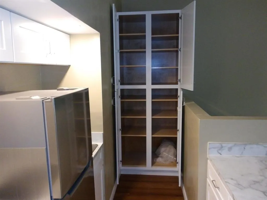 https://cdn.realtyfeed.com/cdn/127/306480481/4a55ad2fddf2e439ffbccfb9c529d1c6.webp
