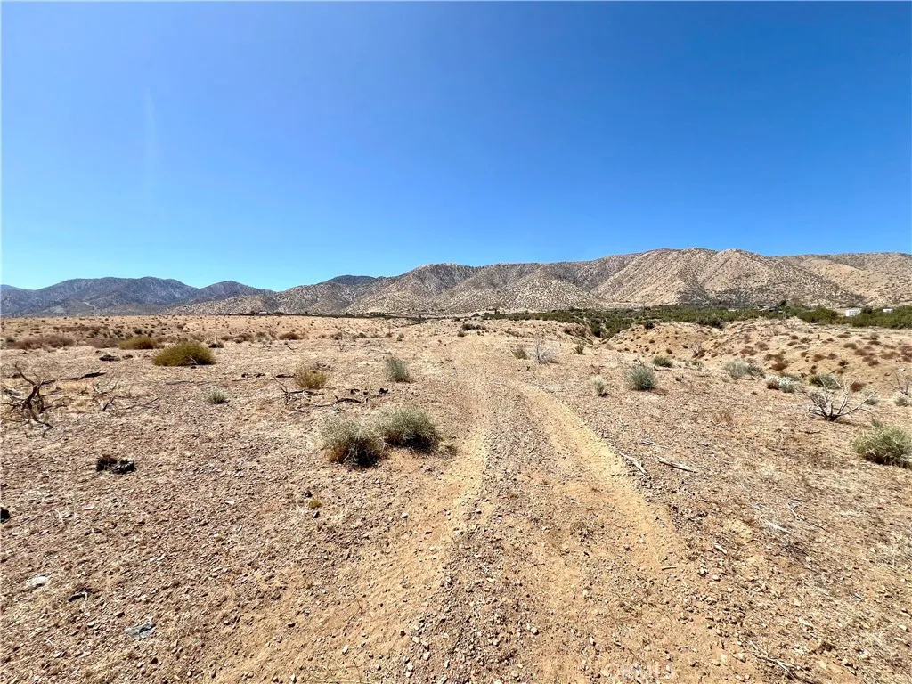 113 Juniper Mesa, Juniper Hills, CA 93543 - Photo 3 of 15, Juniper Hills, CA