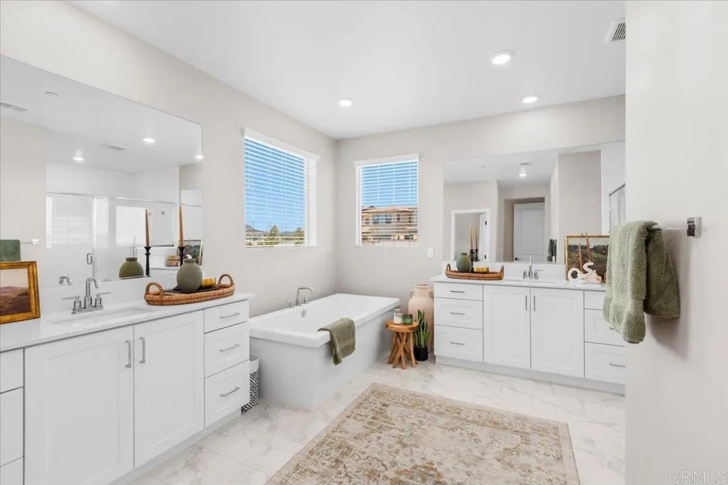 https://cdn.realtyfeed.com/cdn/127/306480592/11e728d517969597f2b32f6672f79d13.webp