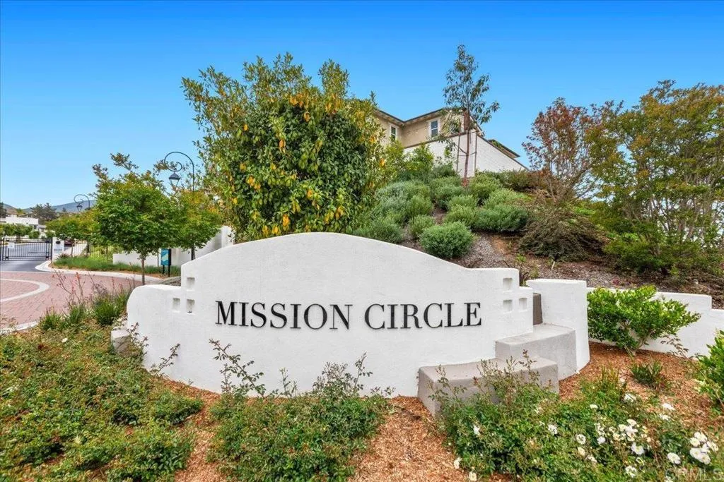 https://cdn.realtyfeed.com/cdn/127/306480592/667d9d8e297a6c68cb13efc3429a633b.webp