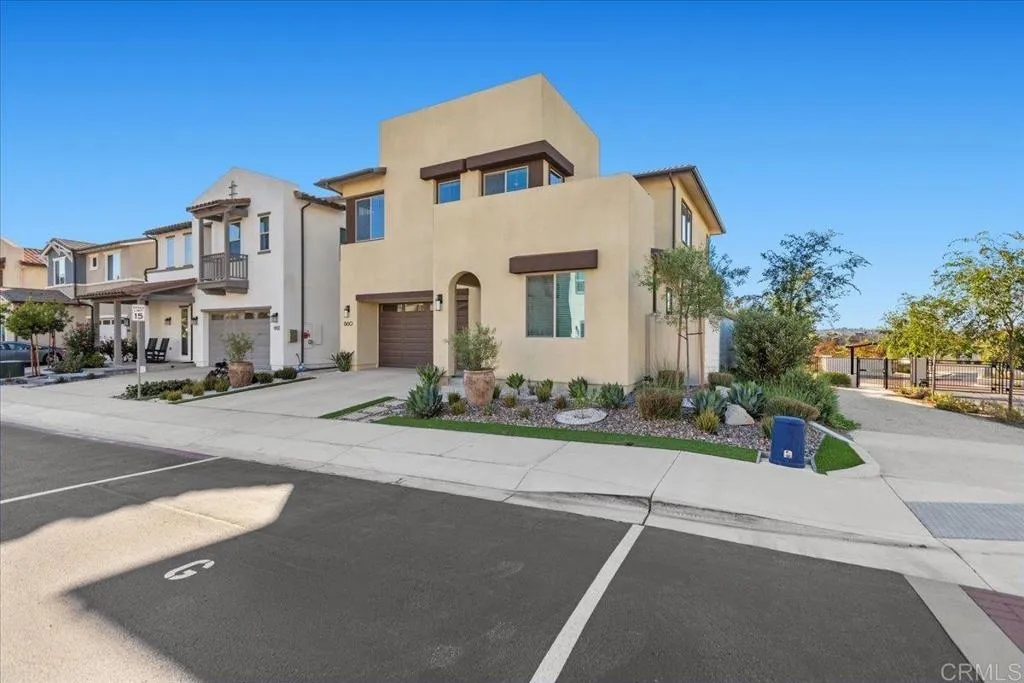 https://cdn.realtyfeed.com/cdn/127/306480592/922bedf898da15a5afd81ac7f5545a9c.webp