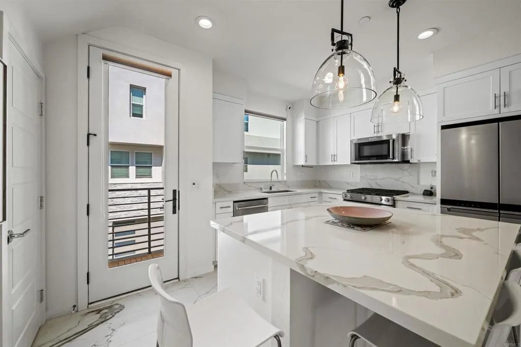 https://cdn.realtyfeed.com/cdn/127/306480710/5fbae5a44a607c4d9448288ad9bbb710.webp