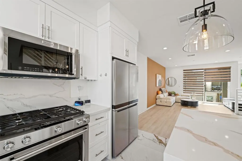 https://cdn.realtyfeed.com/cdn/127/306480710/fe0608383694dfd47a6b5efe1c910306.webp