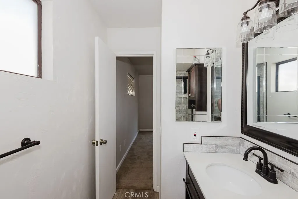 https://cdn.realtyfeed.com/cdn/127/306480787/ee1e0695ab713b2d9926fcdb56200026.webp