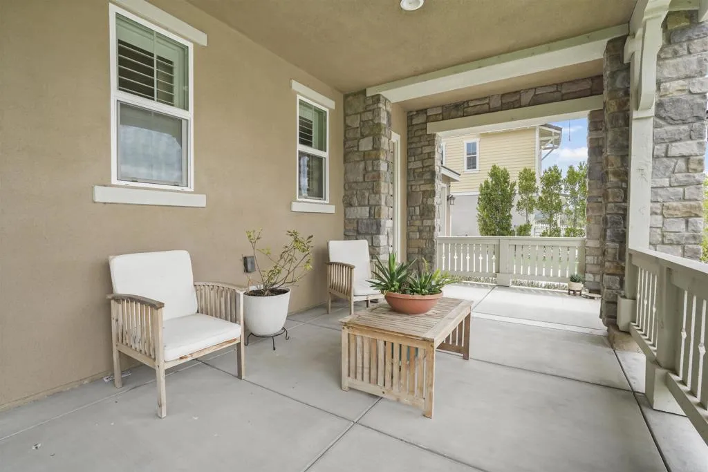 48 Clearwood Street