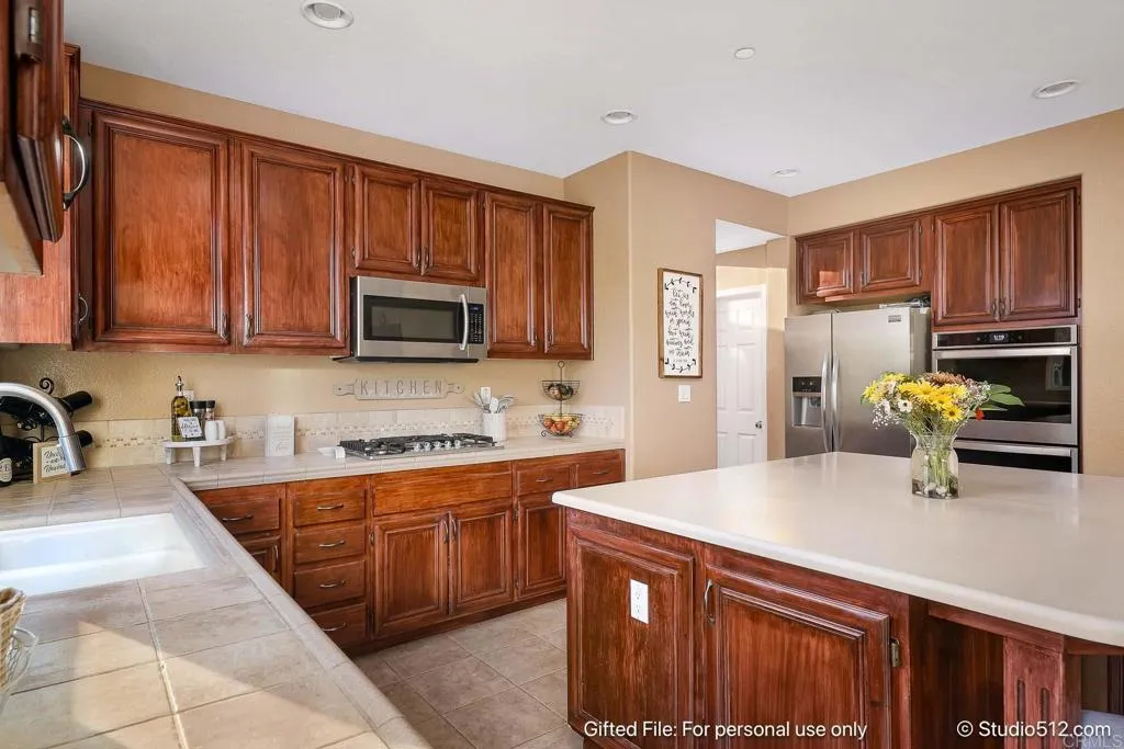 https://cdn.realtyfeed.com/cdn/127/306480885/7b5f53c7e675e7752f54770d76e89d5c.webp