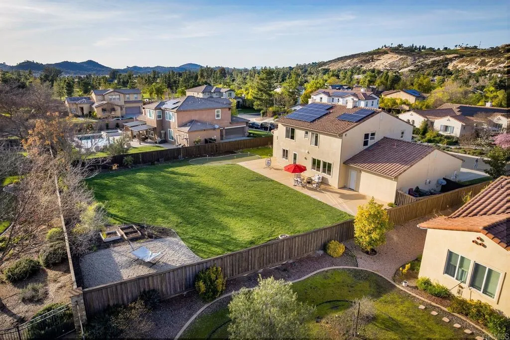 https://cdn.realtyfeed.com/cdn/127/306480885/cdaf46bffa1f4ce66f531f4c78310d3f.webp