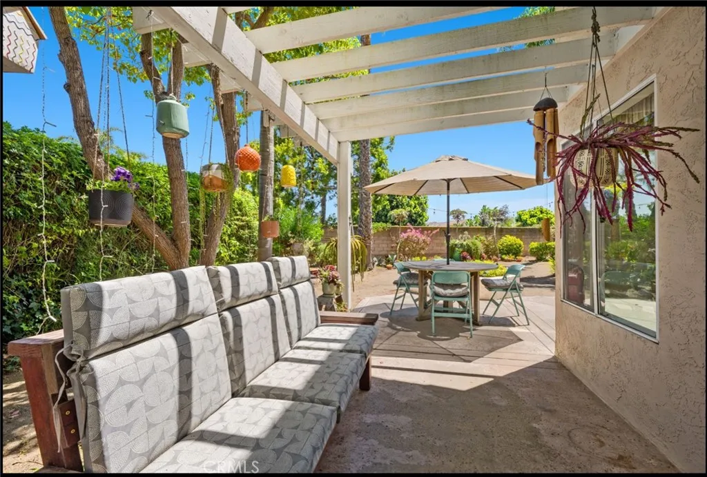 https://cdn.realtyfeed.com/cdn/127/306480894/67bcd09b3b8e1f8ac845dff0d80c95f6.webp