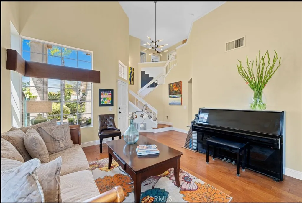 https://cdn.realtyfeed.com/cdn/127/306480894/8f2dbdda6f0e6a6dc168f0fd96195702.webp