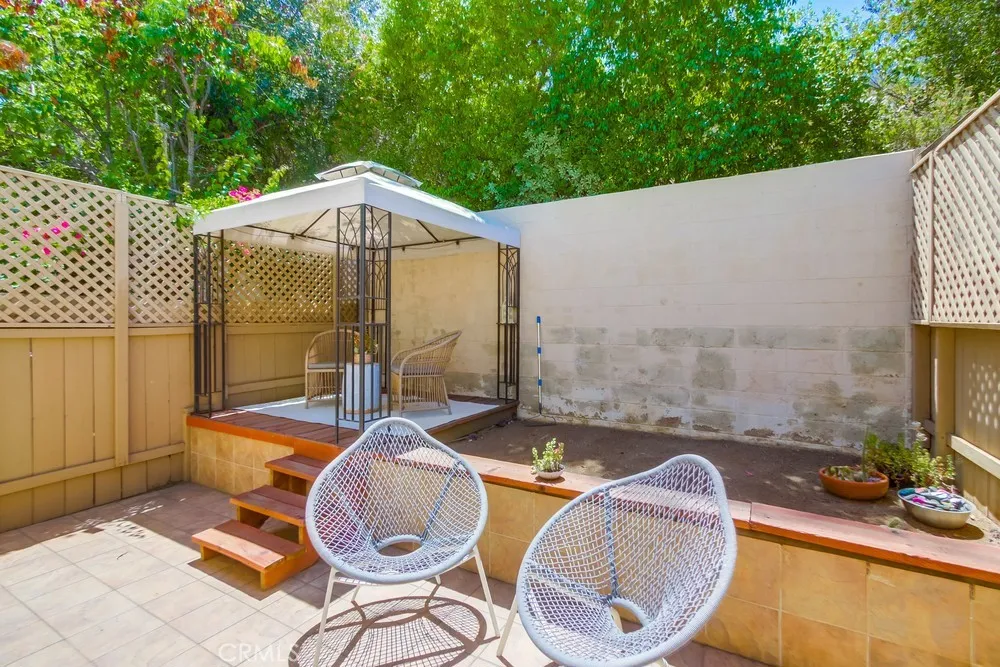 https://cdn.realtyfeed.com/cdn/127/306481265/1ebd7d5b7d91118cf1048ca011400008.webp