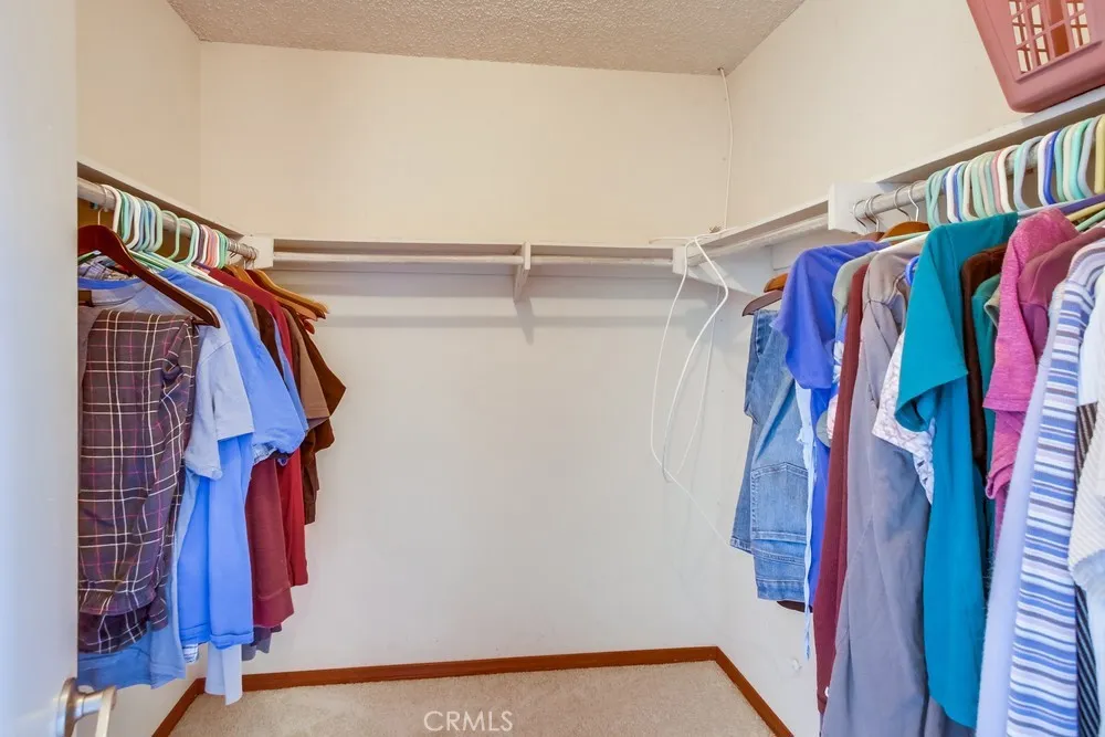 https://cdn.realtyfeed.com/cdn/127/306481265/200cdd5155ad2ef7d88c14fc38301728.webp