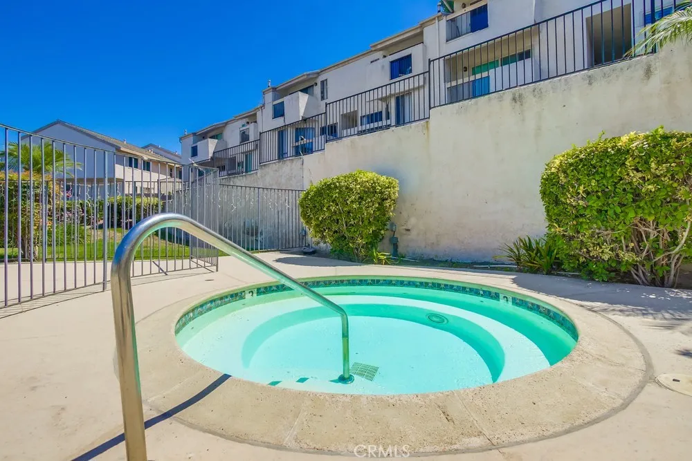 https://cdn.realtyfeed.com/cdn/127/306481265/33d311b74c5d097c14b03056c4891ade.webp