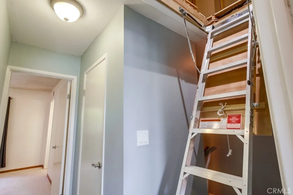 https://cdn.realtyfeed.com/cdn/127/306481265/b4ad2639378682b89a53074d92b76f67.webp